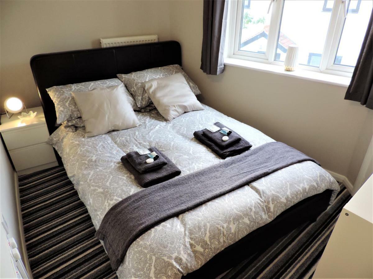 1 Bed Bagshot Pennyhill Accommodation 외부 사진
